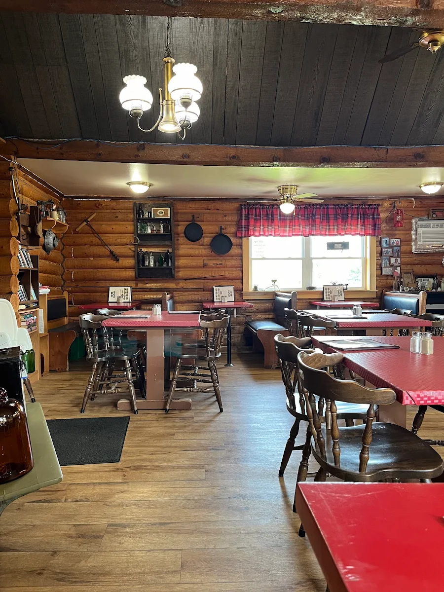 Vibe, Bev's Country Diner