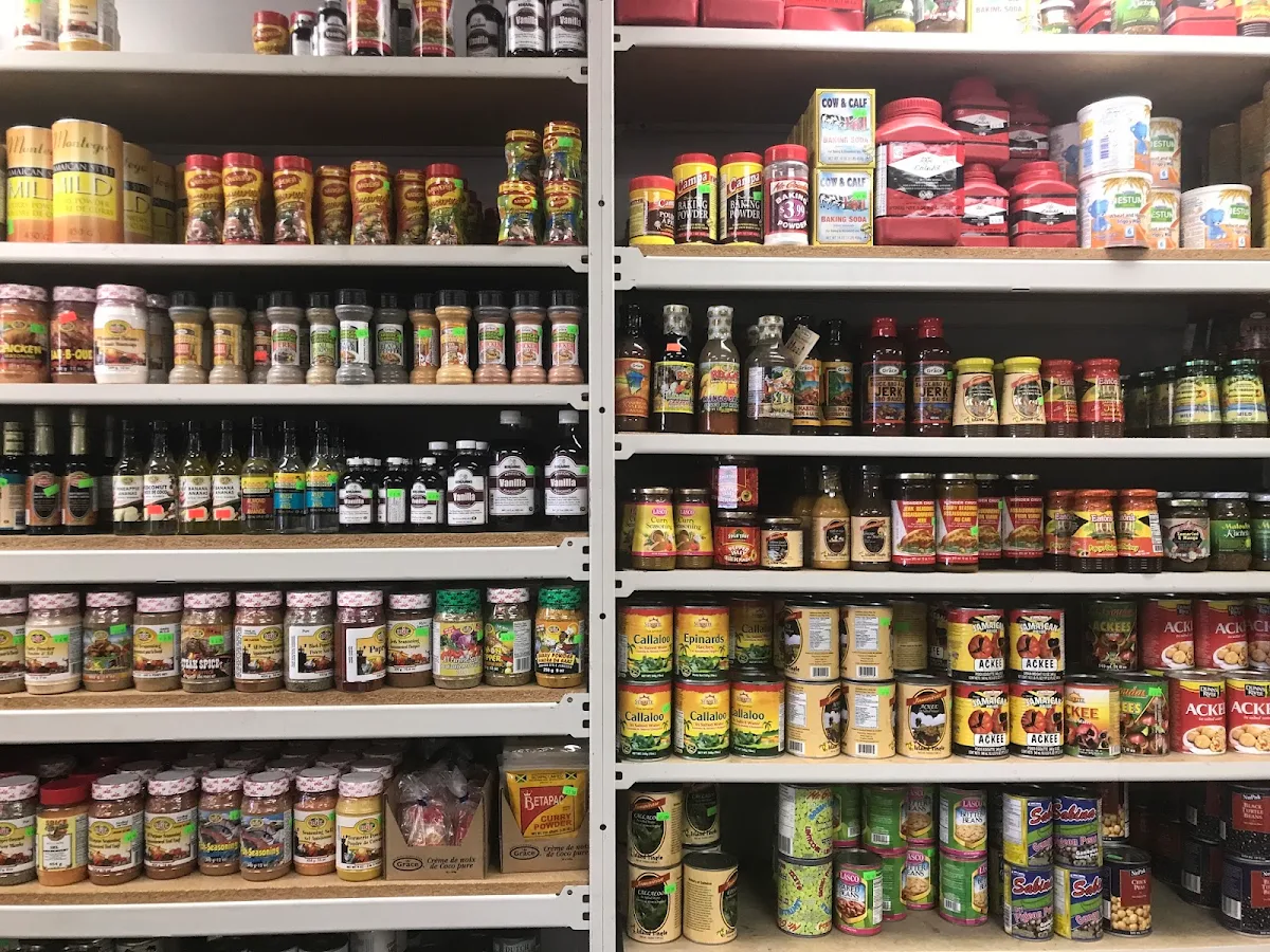 Vibe, Aunt Elsie Caribbean Kitchen