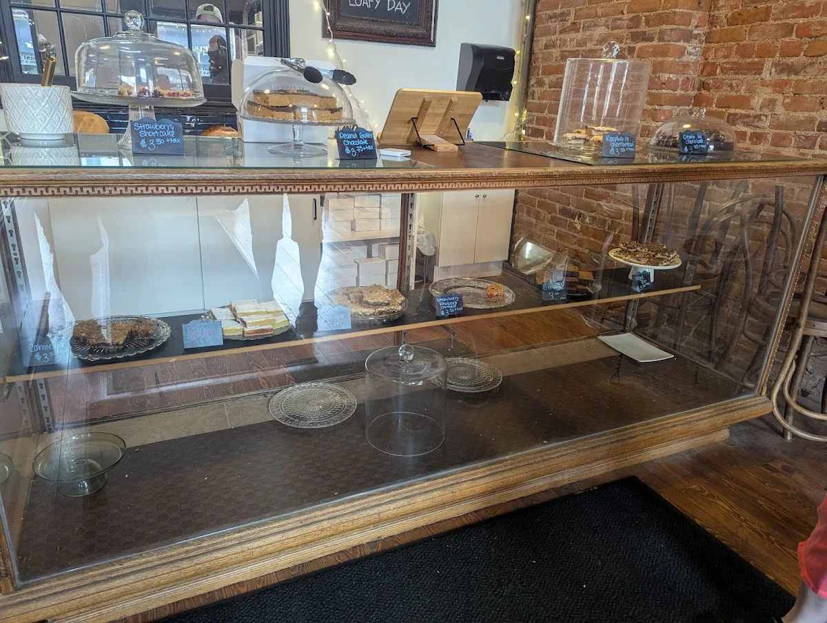 Vibe, Petrolia Street Bakery