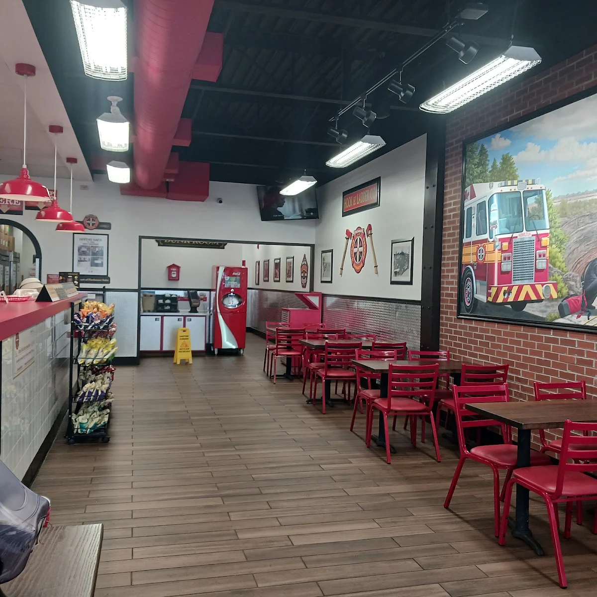 Vibe, Firehouse Subs Queenston
