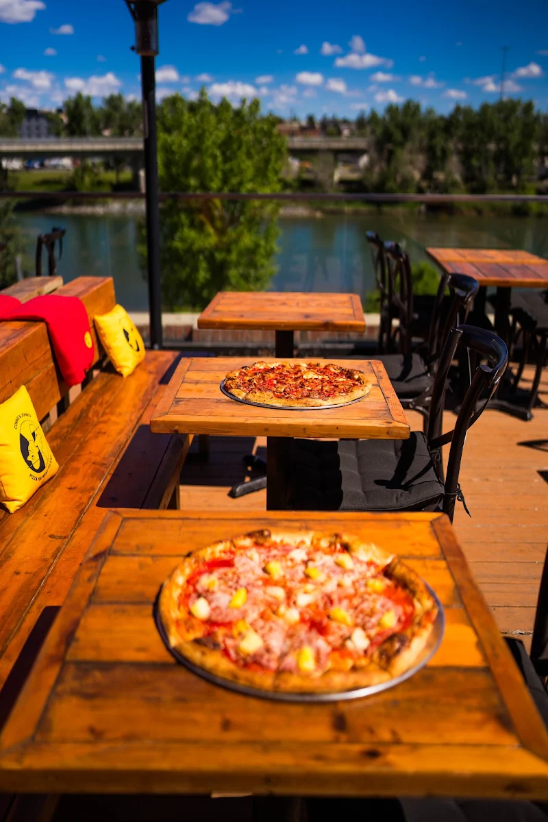 Food & drink, Connie & John's Roof Top Patio