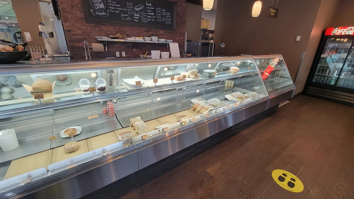 Vibe, The Between Cafe
