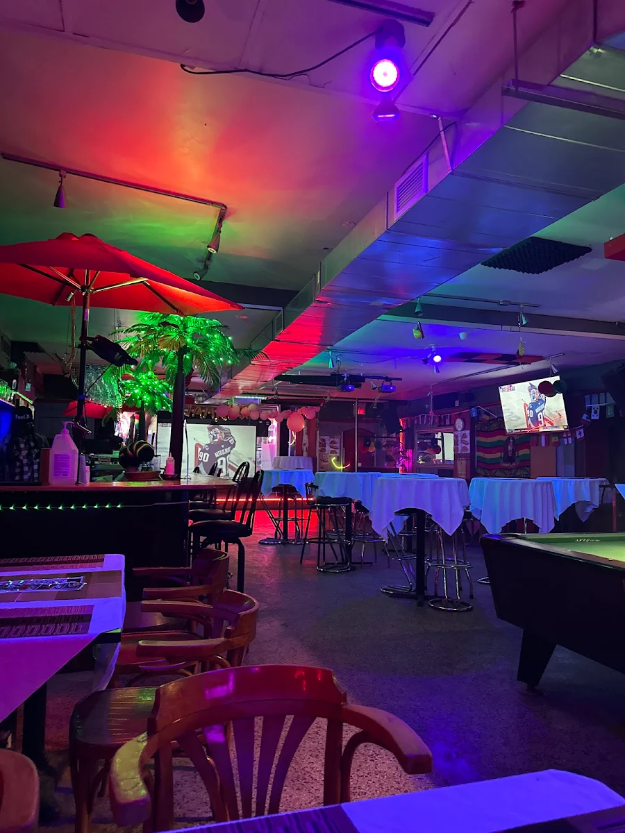 Vibe, Bar Jamrock