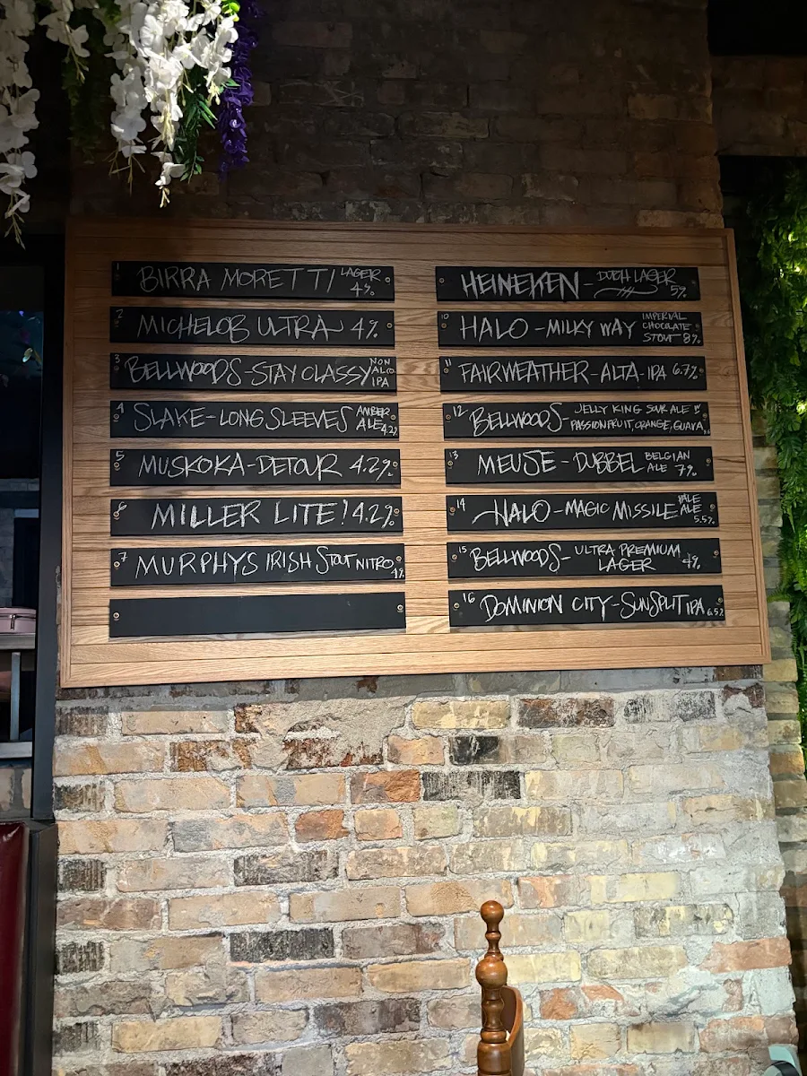 Menu, Rebel Layne