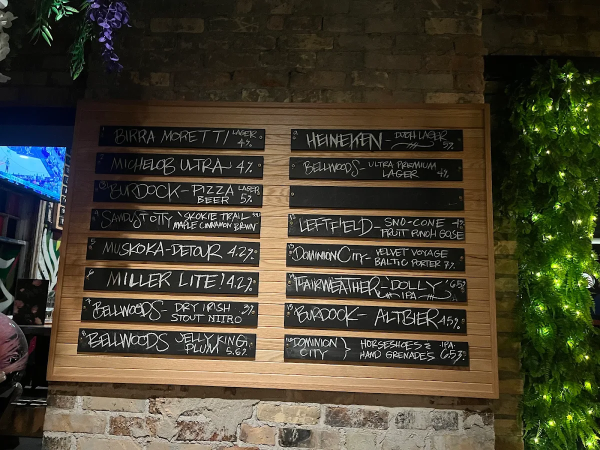 Menu, Rebel Layne