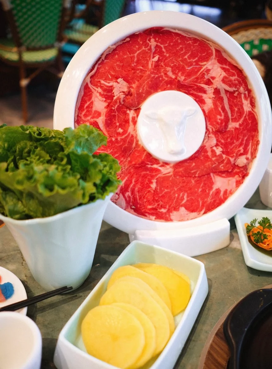Food & drink, Ba Zhen Seafood Beef Hotpot 八珍海鲜牛肉火锅