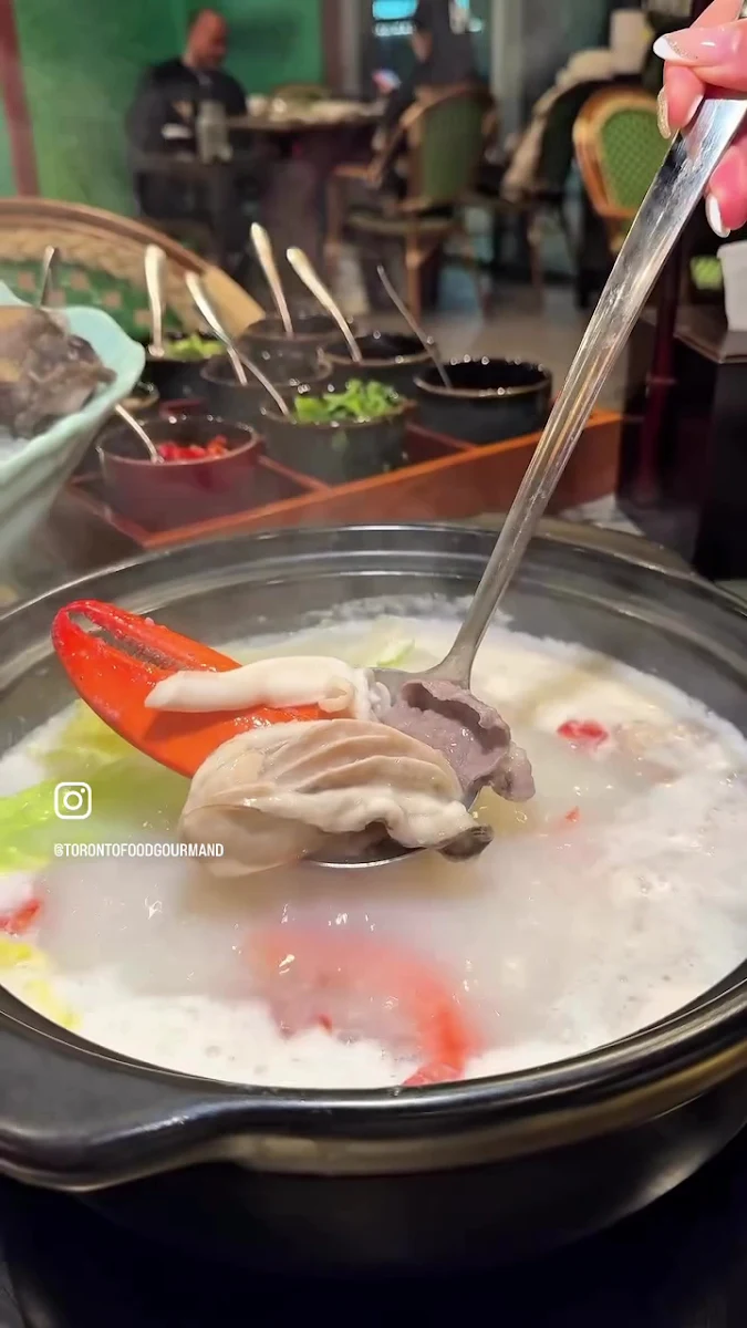 Food & drink, Ba Zhen Seafood Beef Hotpot 八珍海鲜牛肉火锅