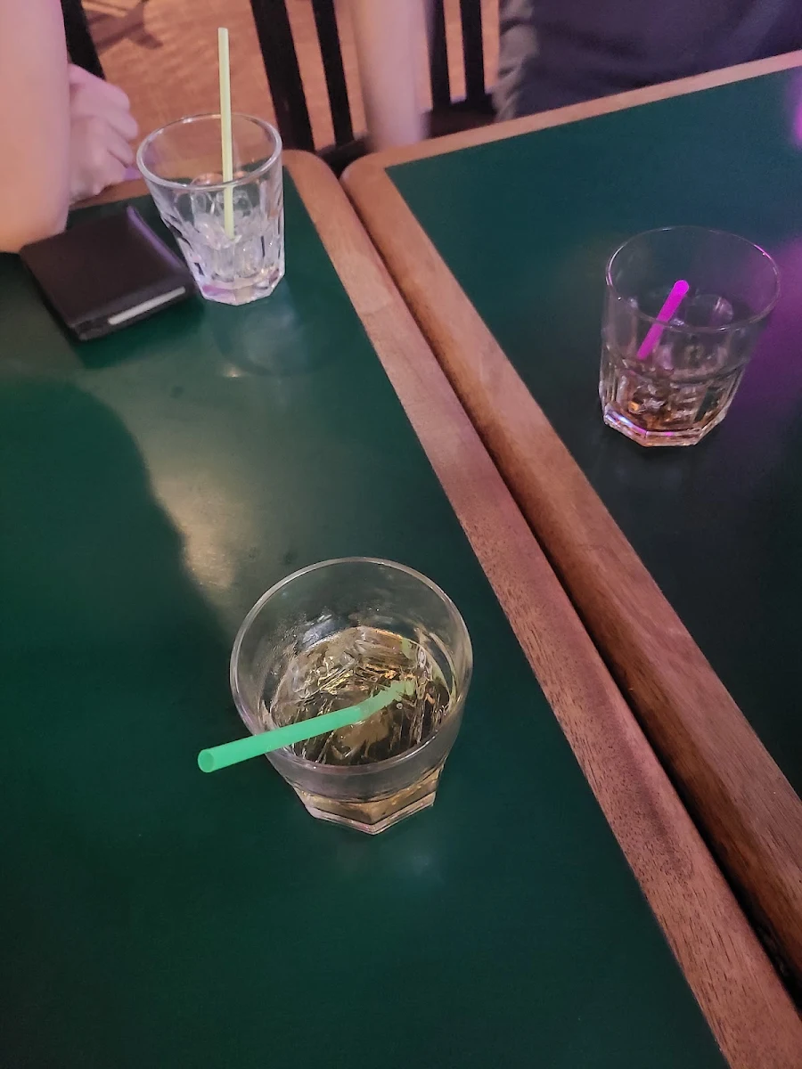 Food & drink, Harry's New York Bar