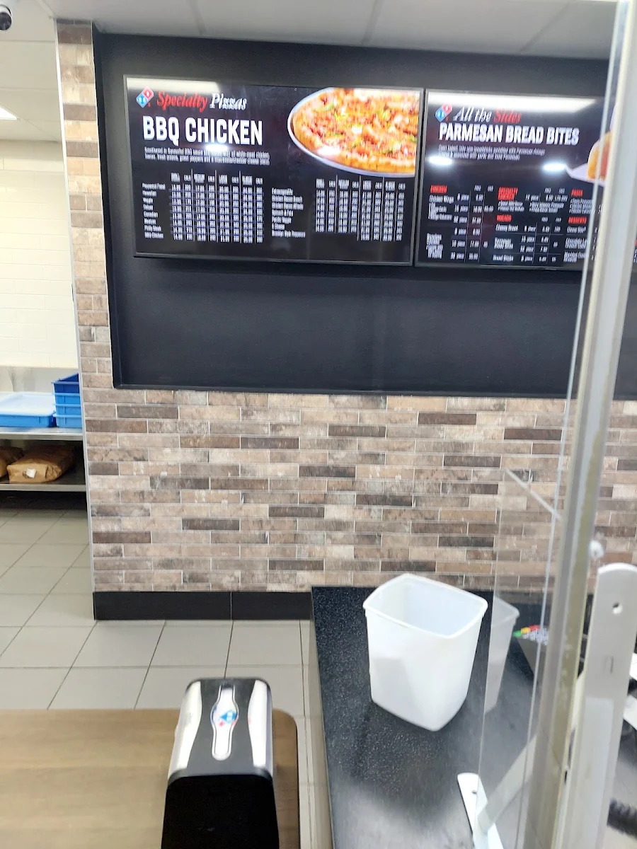 Menu, Domino's Pizza