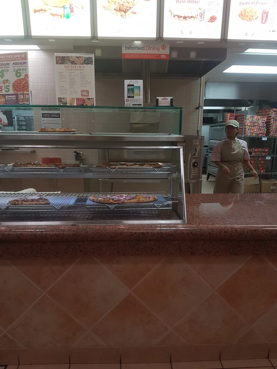 Vibe, Pizza Pizza
