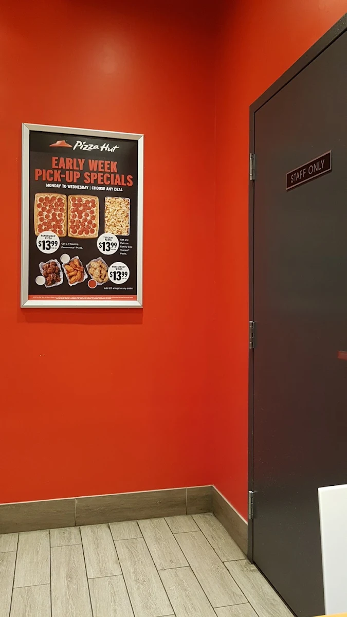 Menu, Pizza Hut