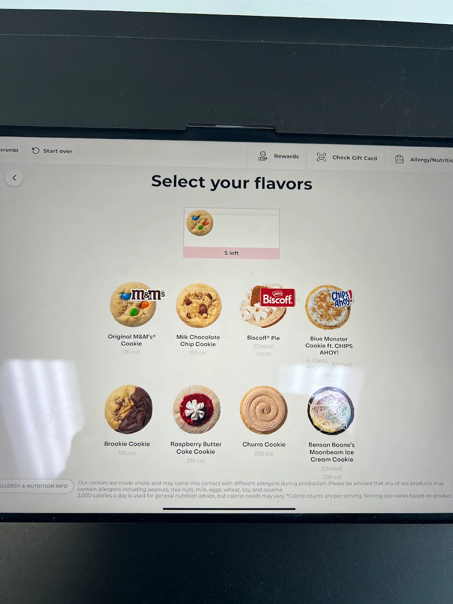 Menu, Crumbl