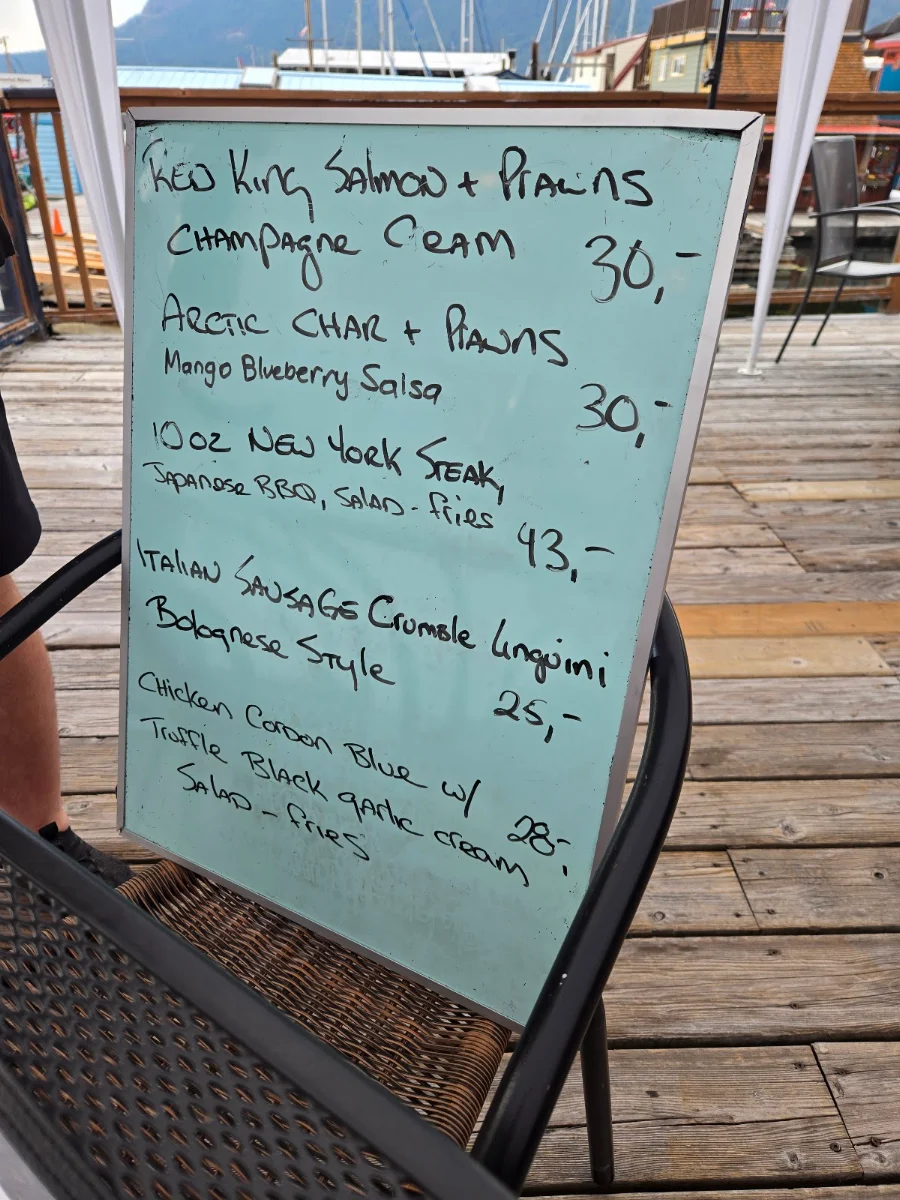 Menu, The Vine
