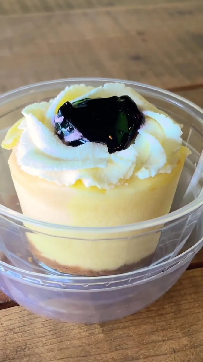 Food & drink, Jo-Ann's Deli Market and Bake Shop