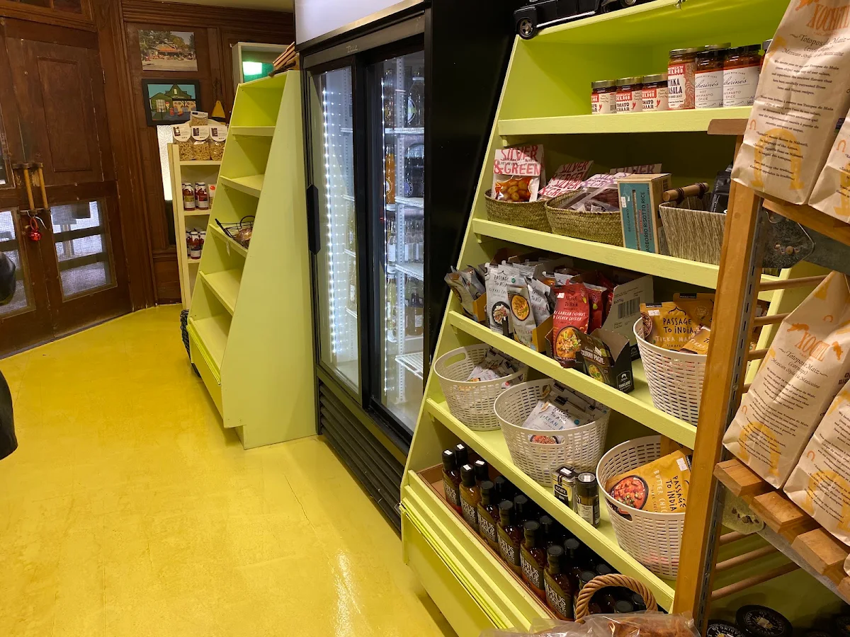 Vibe, Jo-Ann's Deli Market and Bake Shop