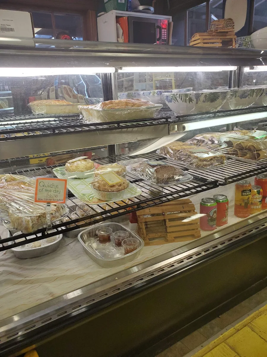 Vibe, Jo-Ann's Deli Market and Bake Shop