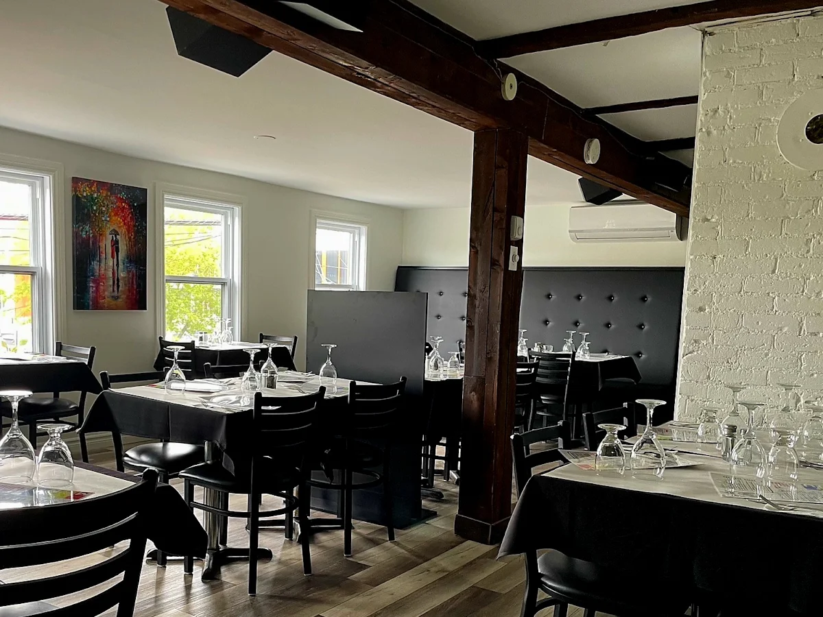 Vibe, Restaurant Péche Mignon