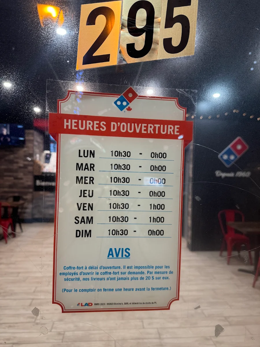 Menu, Domino's Pizza