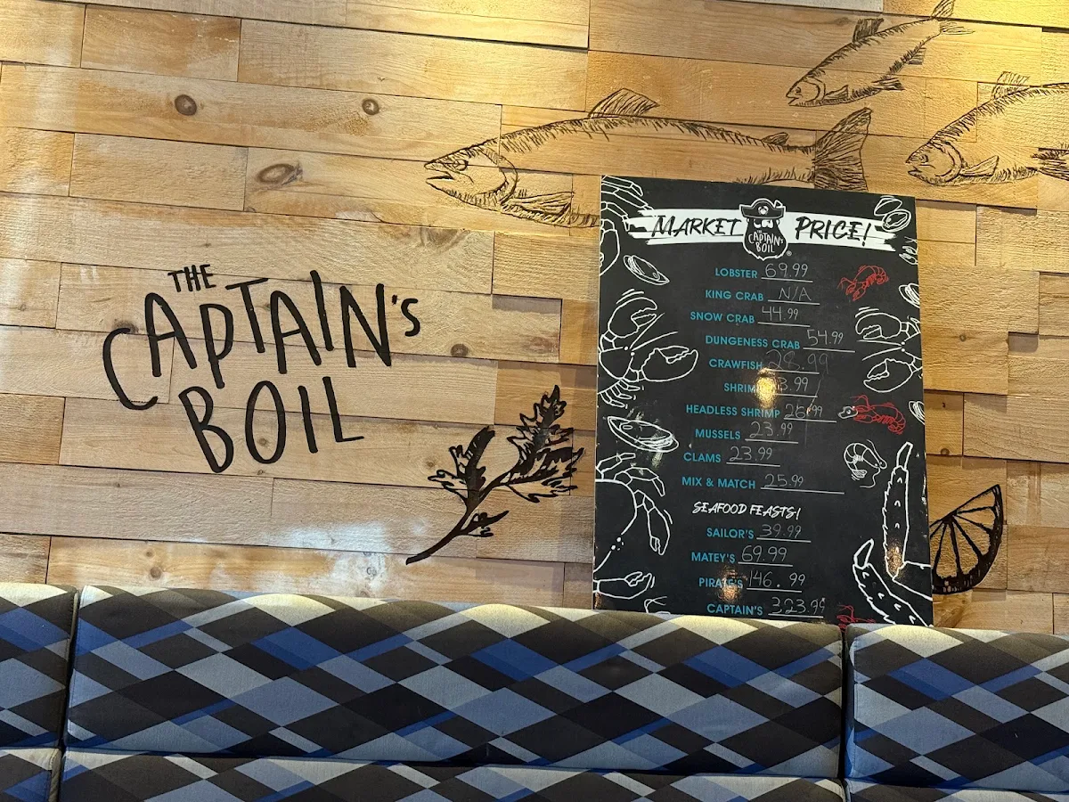 Menu, The Captain's Boil
