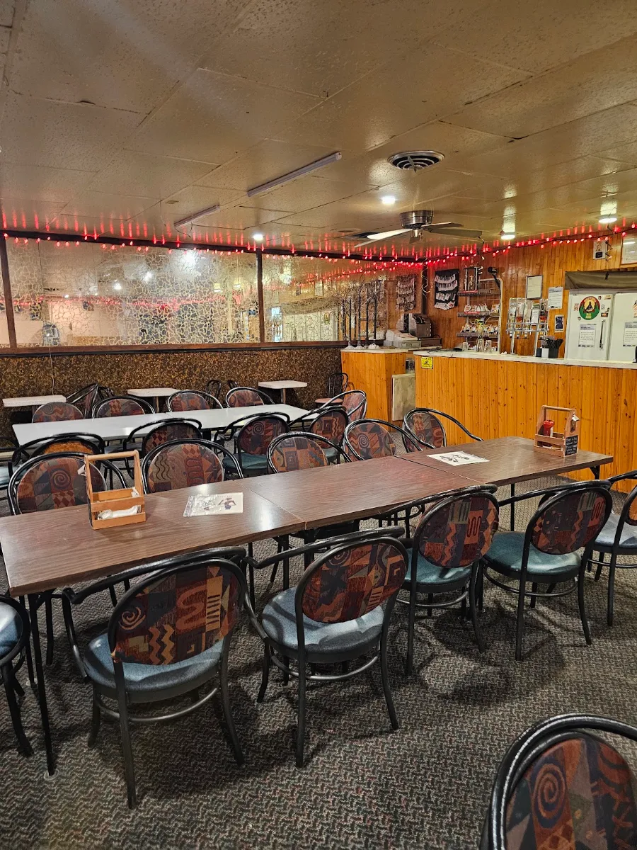Vibe, Cypress Motor Inn