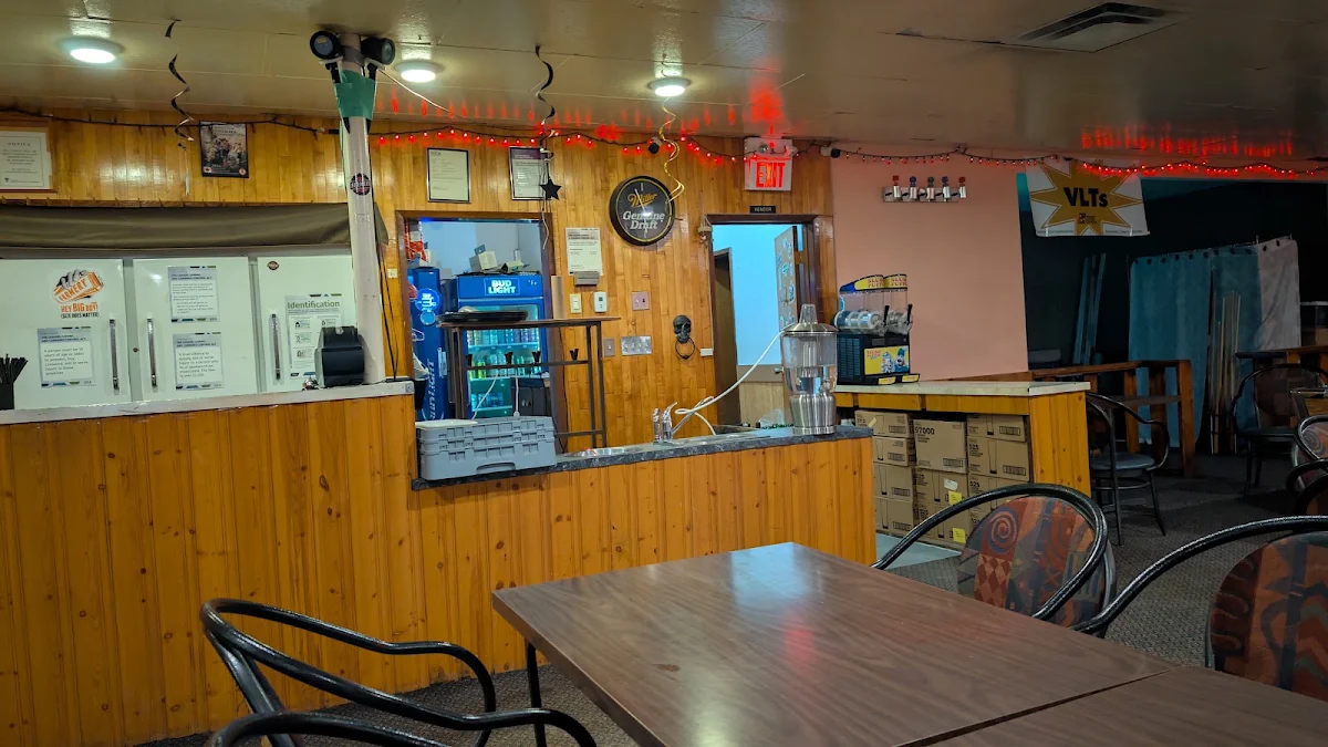 Vibe, Cypress Motor Inn