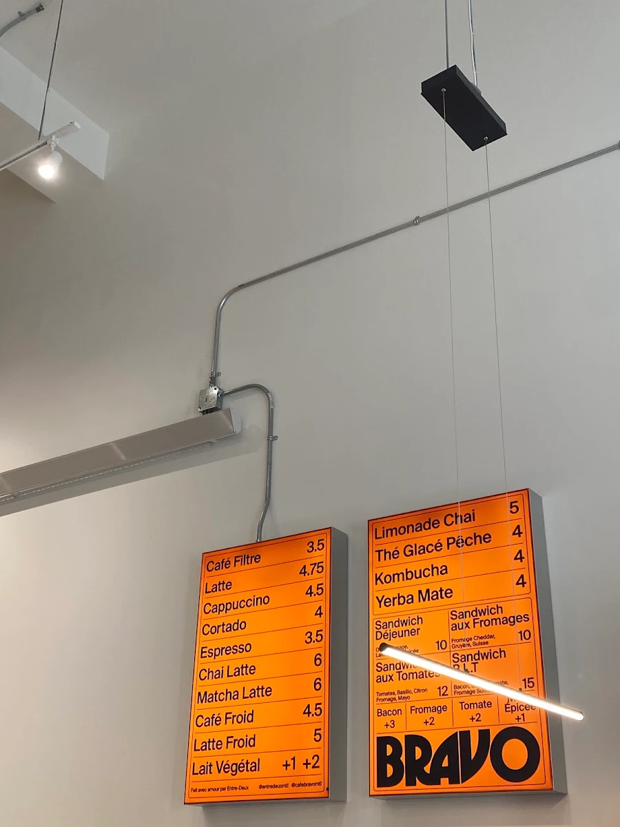 Menu, Café Bravo