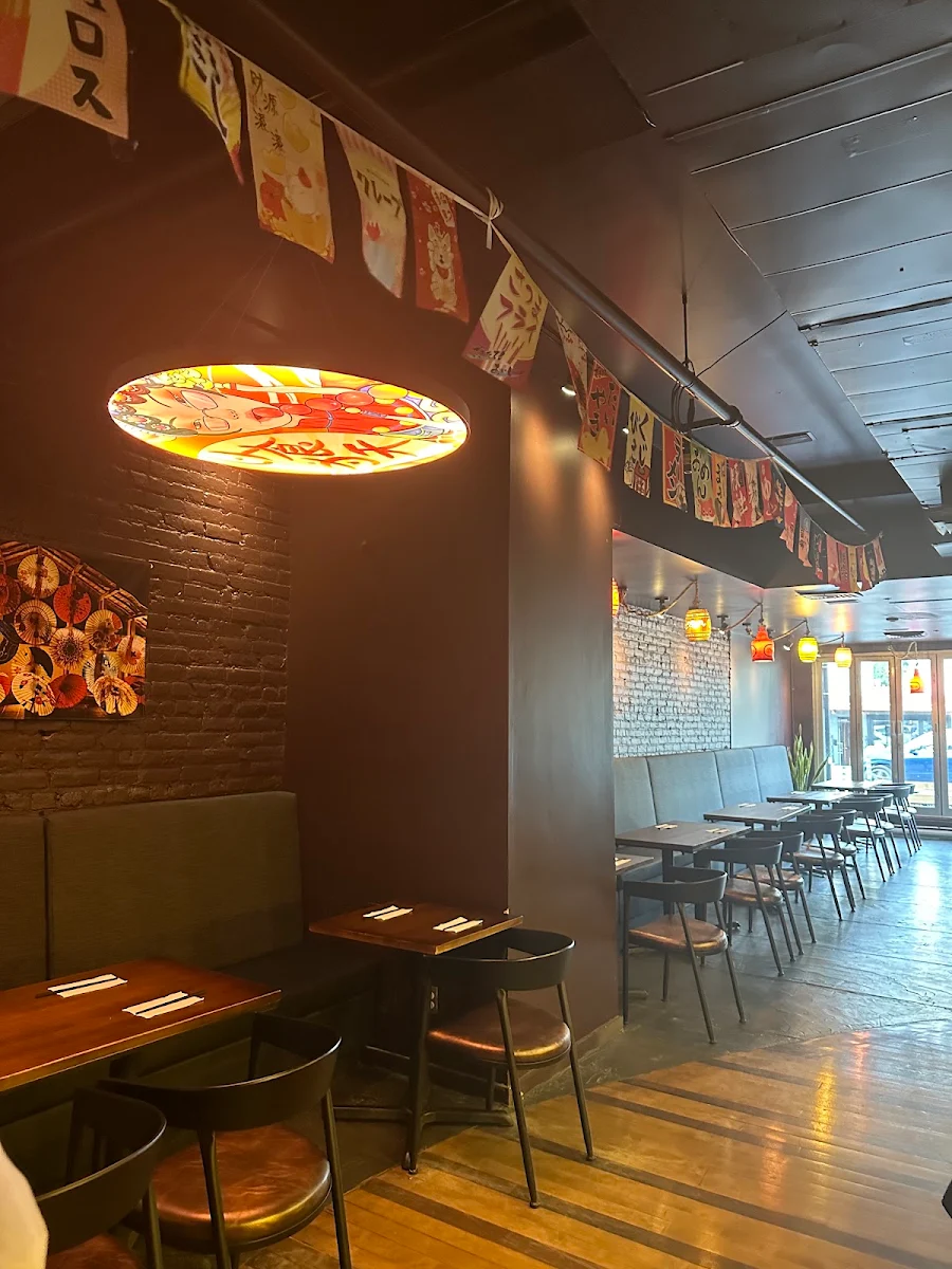 Vibe, ukiya izakaya