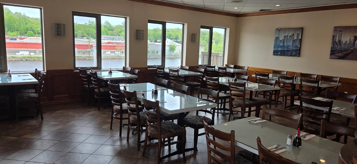 Vibe, Ko's Chinese Restaurant