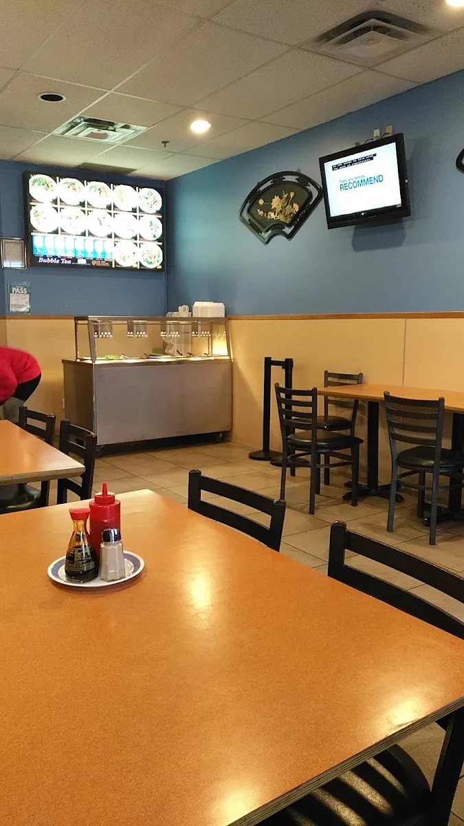 Vibe, Golden Wok