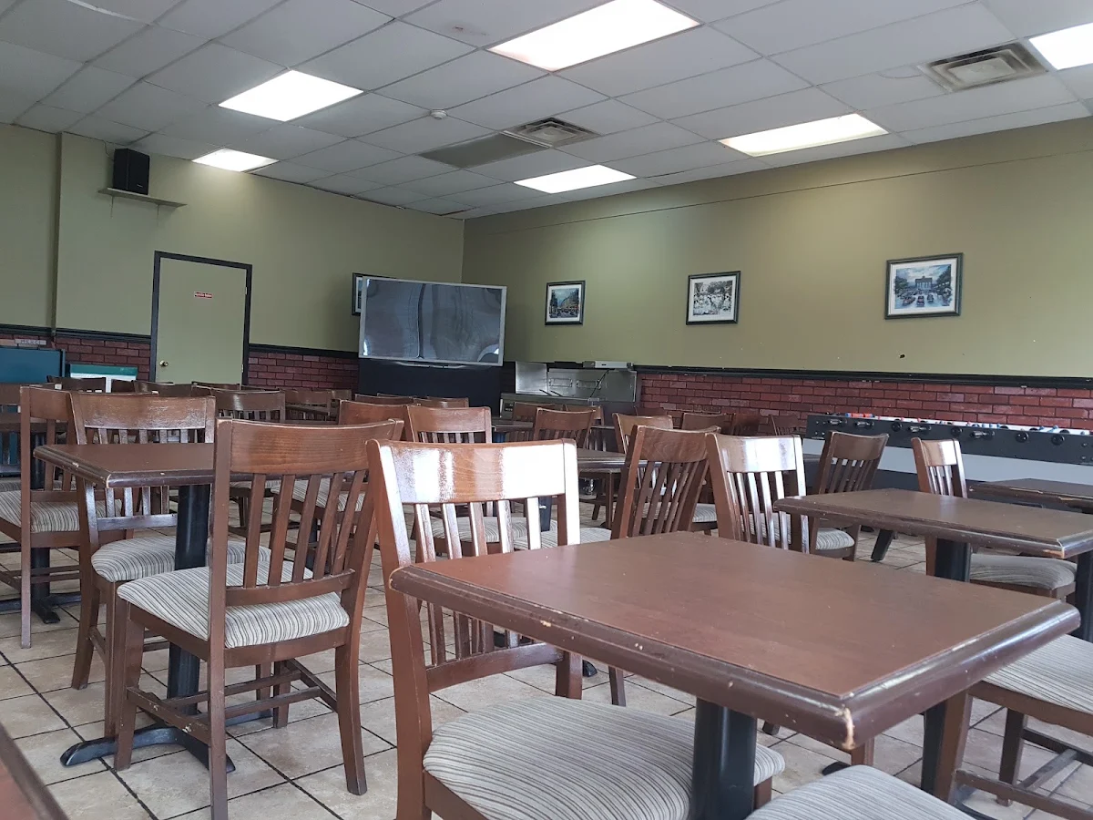 Vibe, Restaurant Chez Tony's