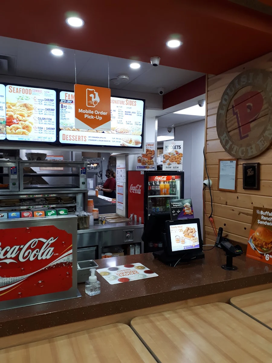 Menu, Popeyes Louisiana Kitchen