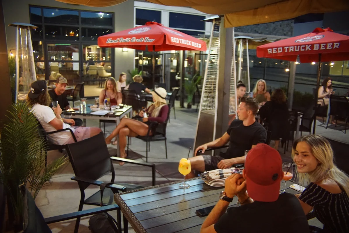 Vibe, Sammy J's Grill and Bar West Kelowna