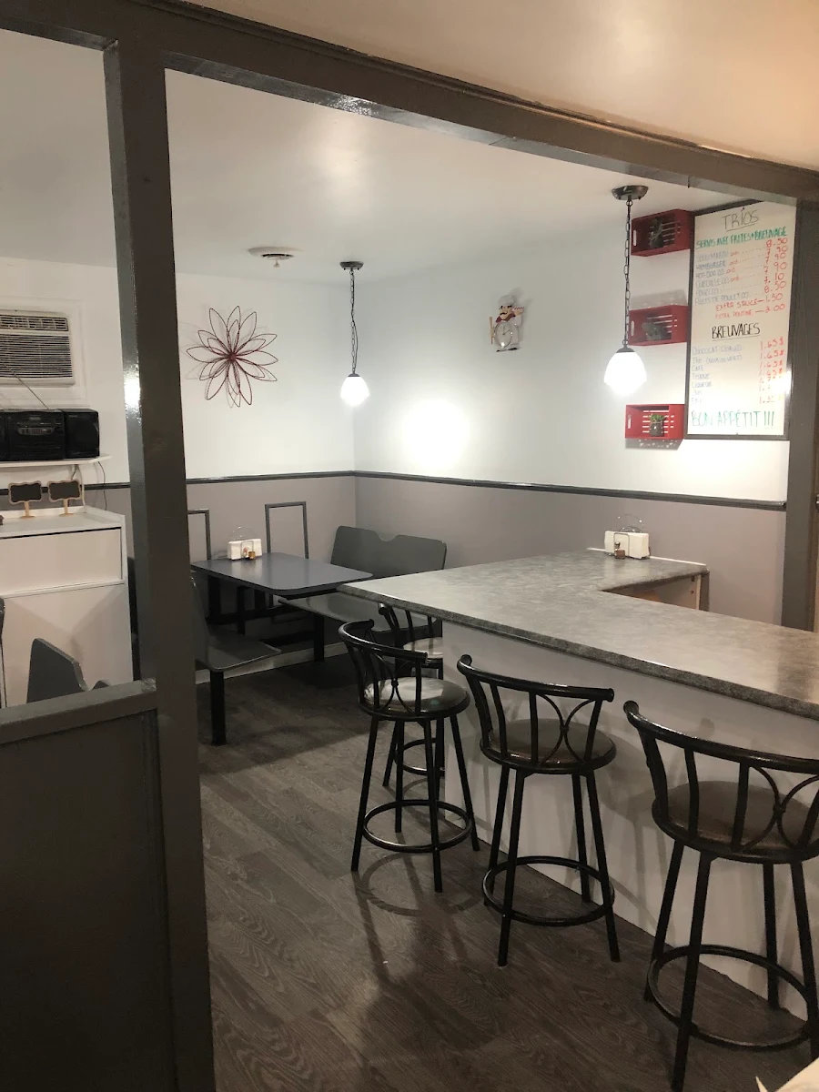 Vibe, Cantine Rendez-Vous Ouellet Inc
