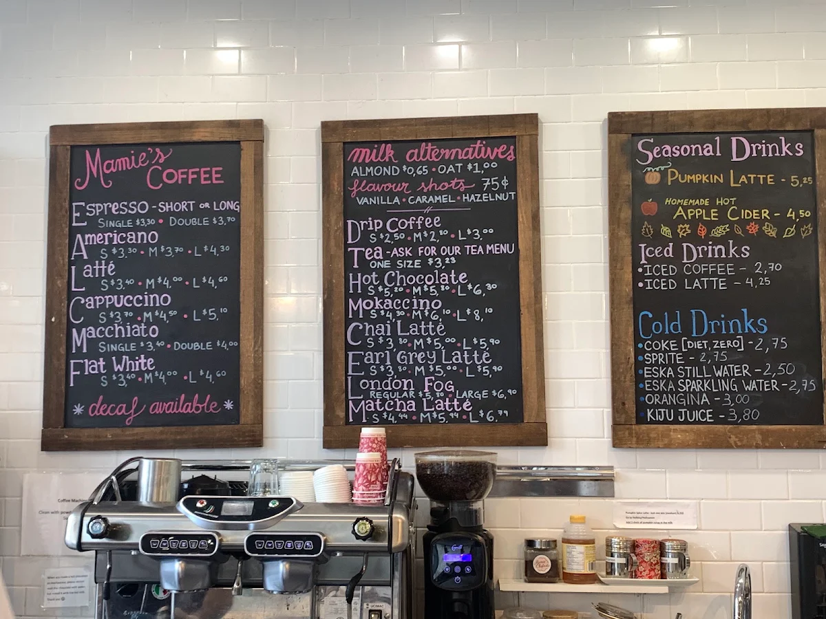 Menu, Mamie Clafoutis Ottawa