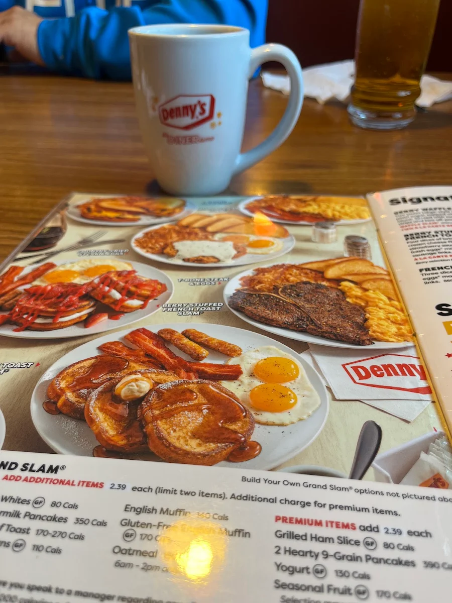 Menu, Denny's Restaurant Pembina Rd