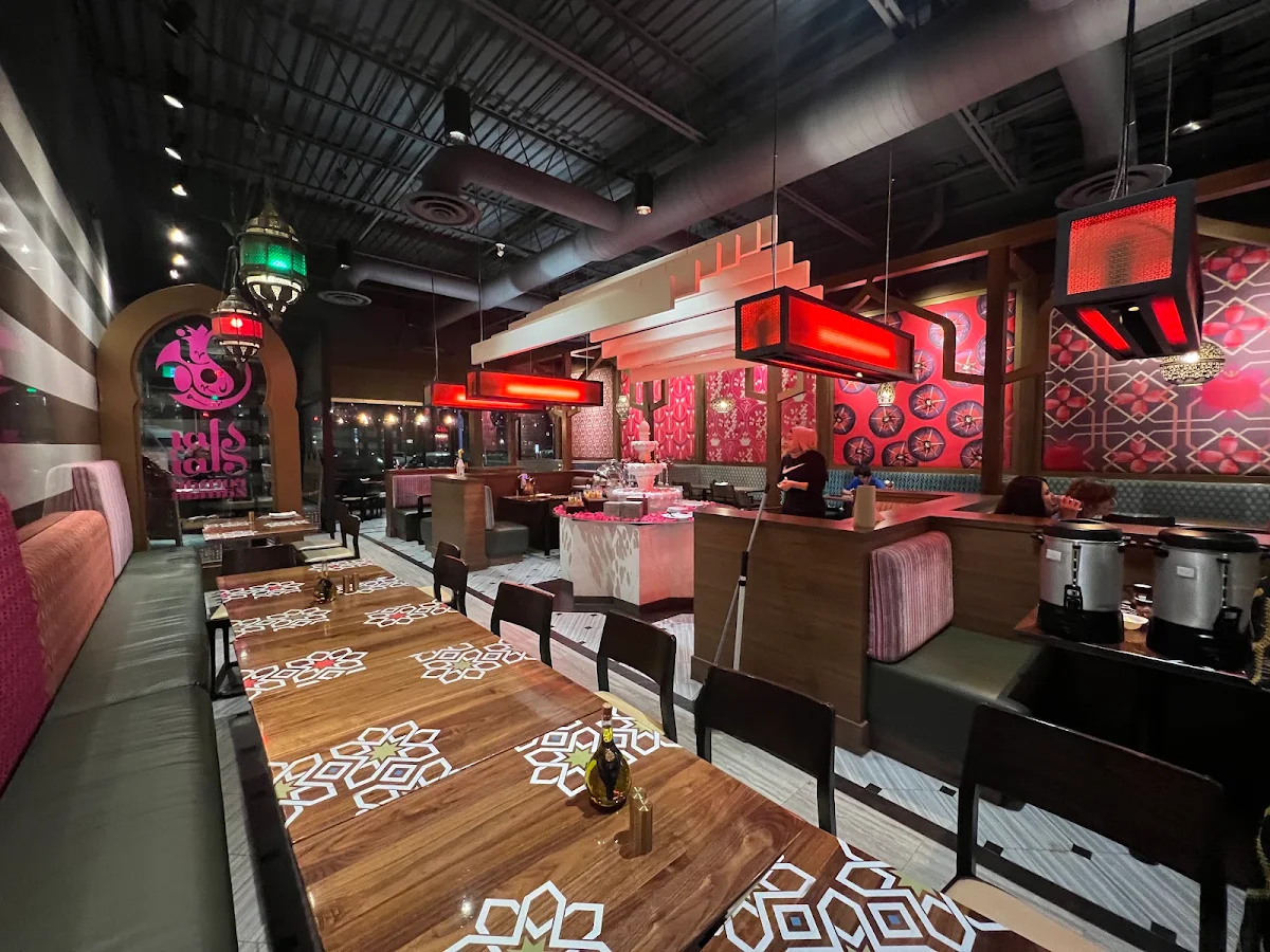 Vibe, Roman Zaman Damascene Cuisine