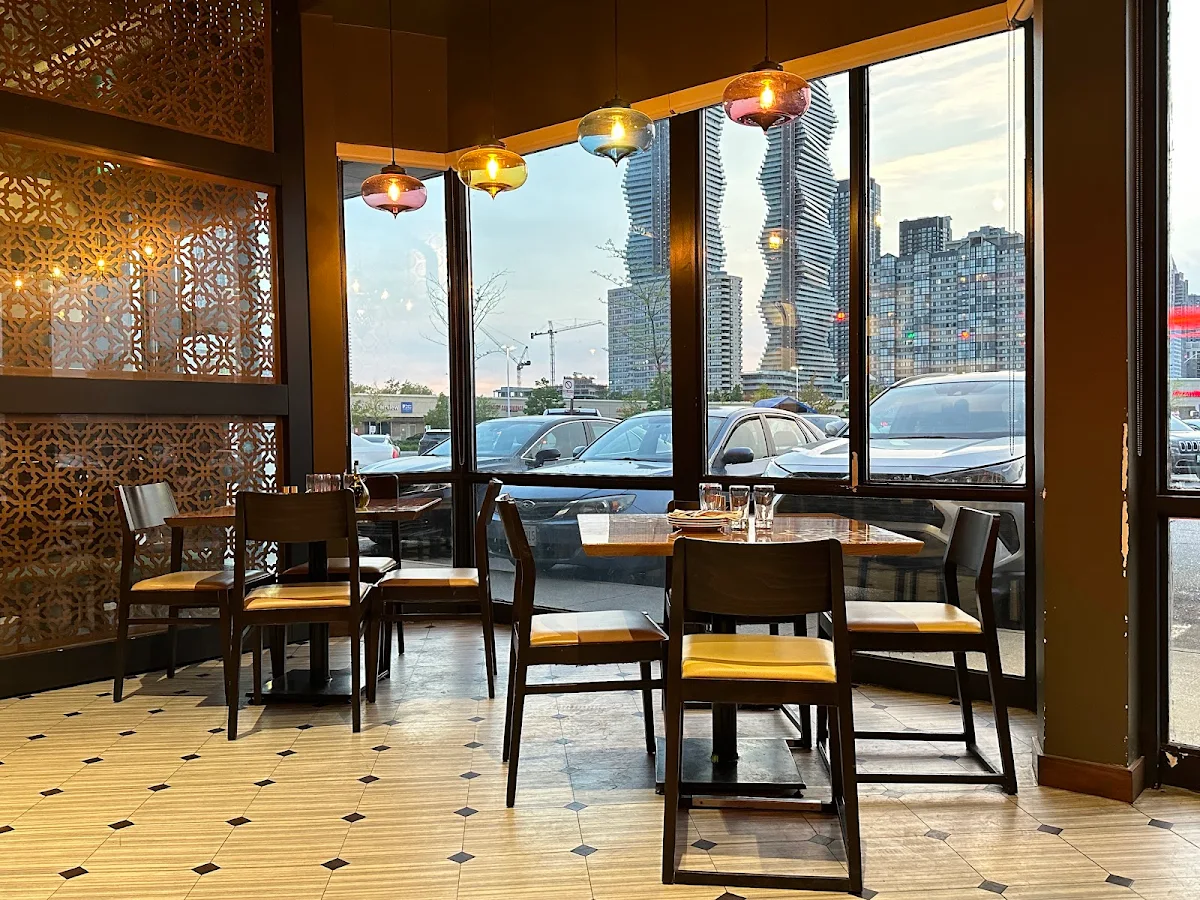 Vibe, Roman Zaman Damascene Cuisine