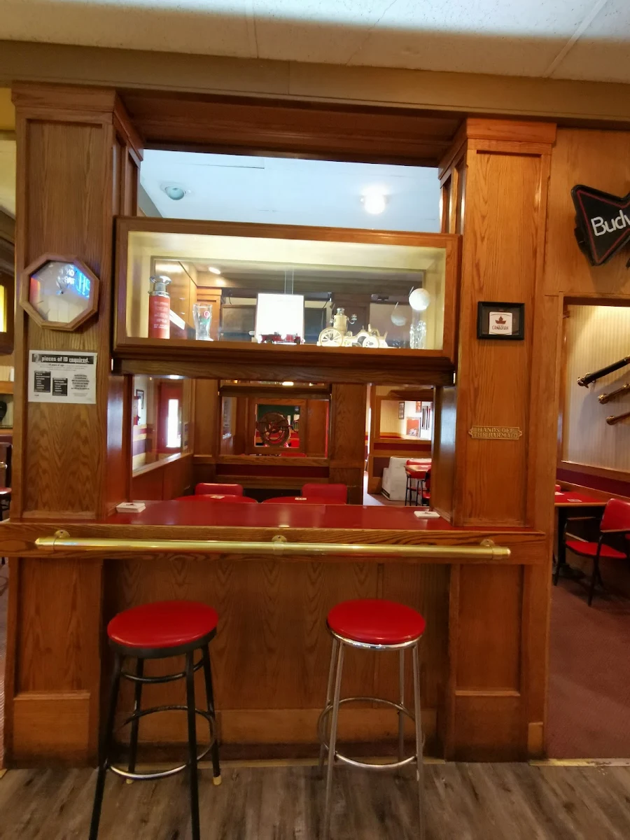 Vibe, Kamloops Inn City Pub
