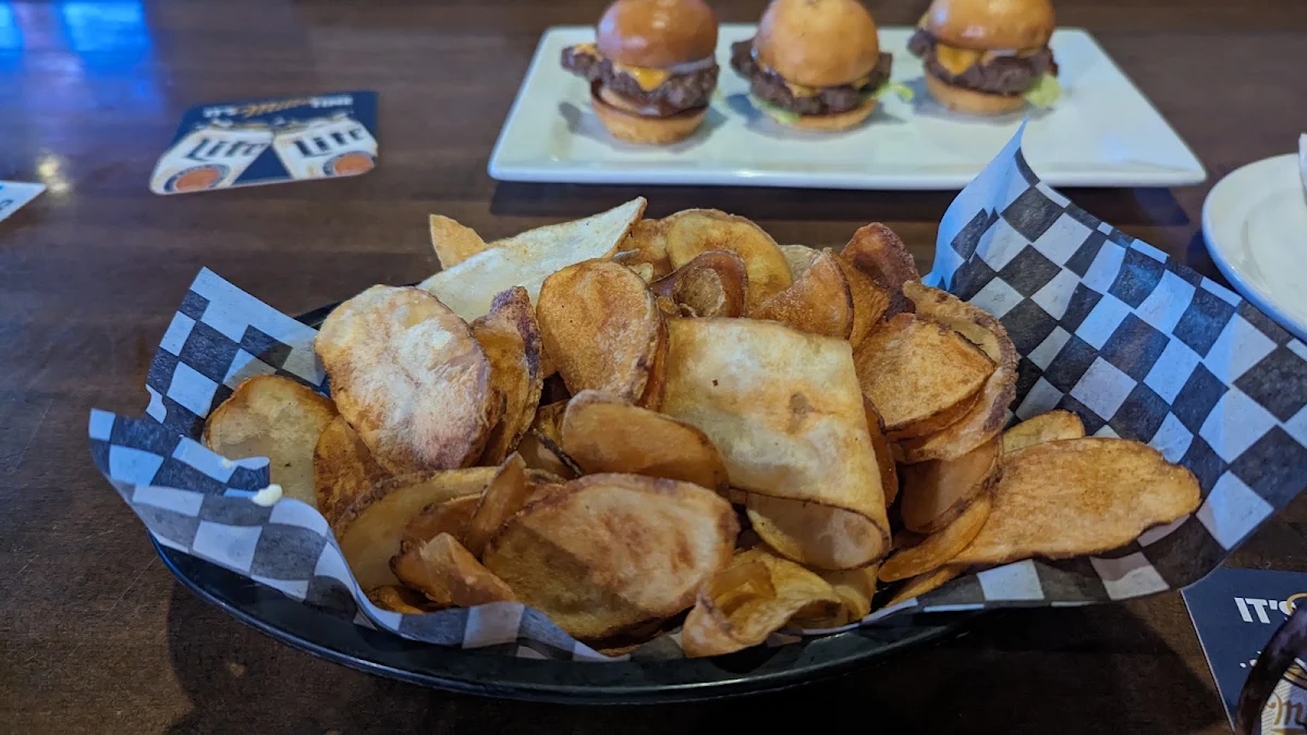 Food & drink, Overtime Taphouse