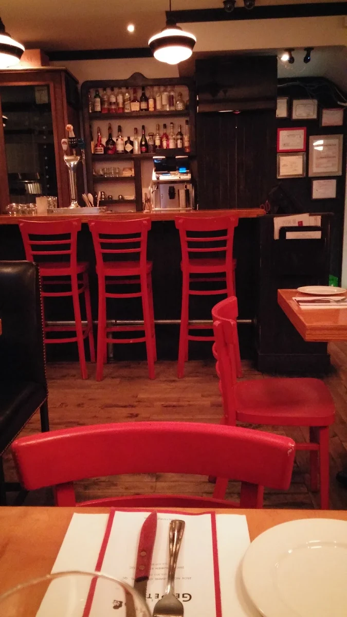 Vibe, Pizzeria Geppetto Beaubien