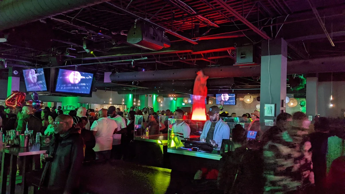 Vibe, Diamonds Billiards and Lounge