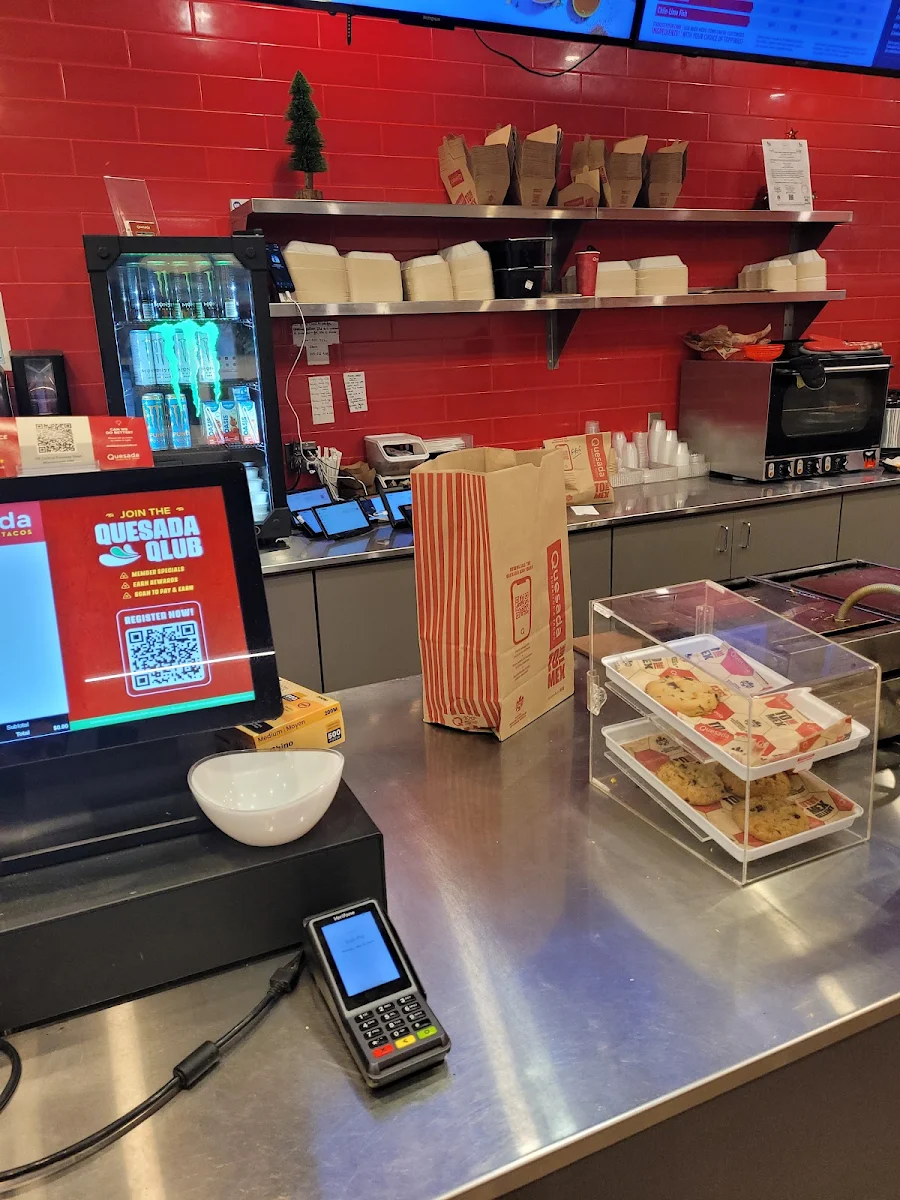Food & drink, Quesada Burritos & Tacos