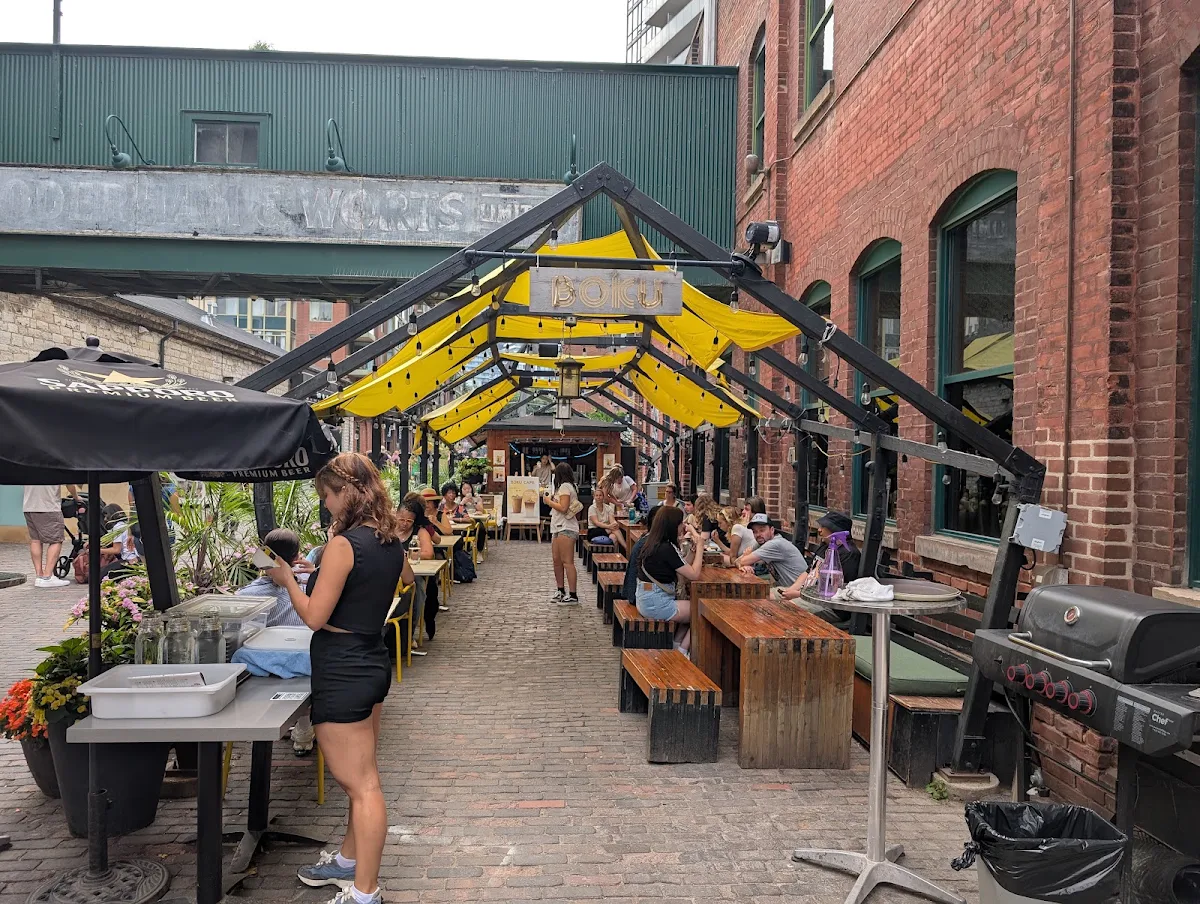 Vibe, BOKU Japanese Eats + Drinks (Distillery District)