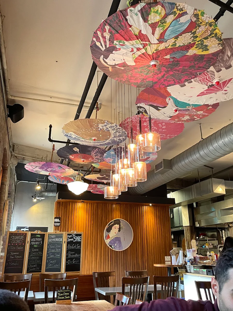 Vibe, BOKU Japanese Eats + Drinks (Distillery District)