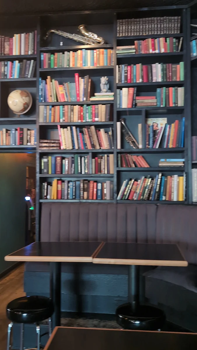 Vibe, The Cure Kitchen + Bar
