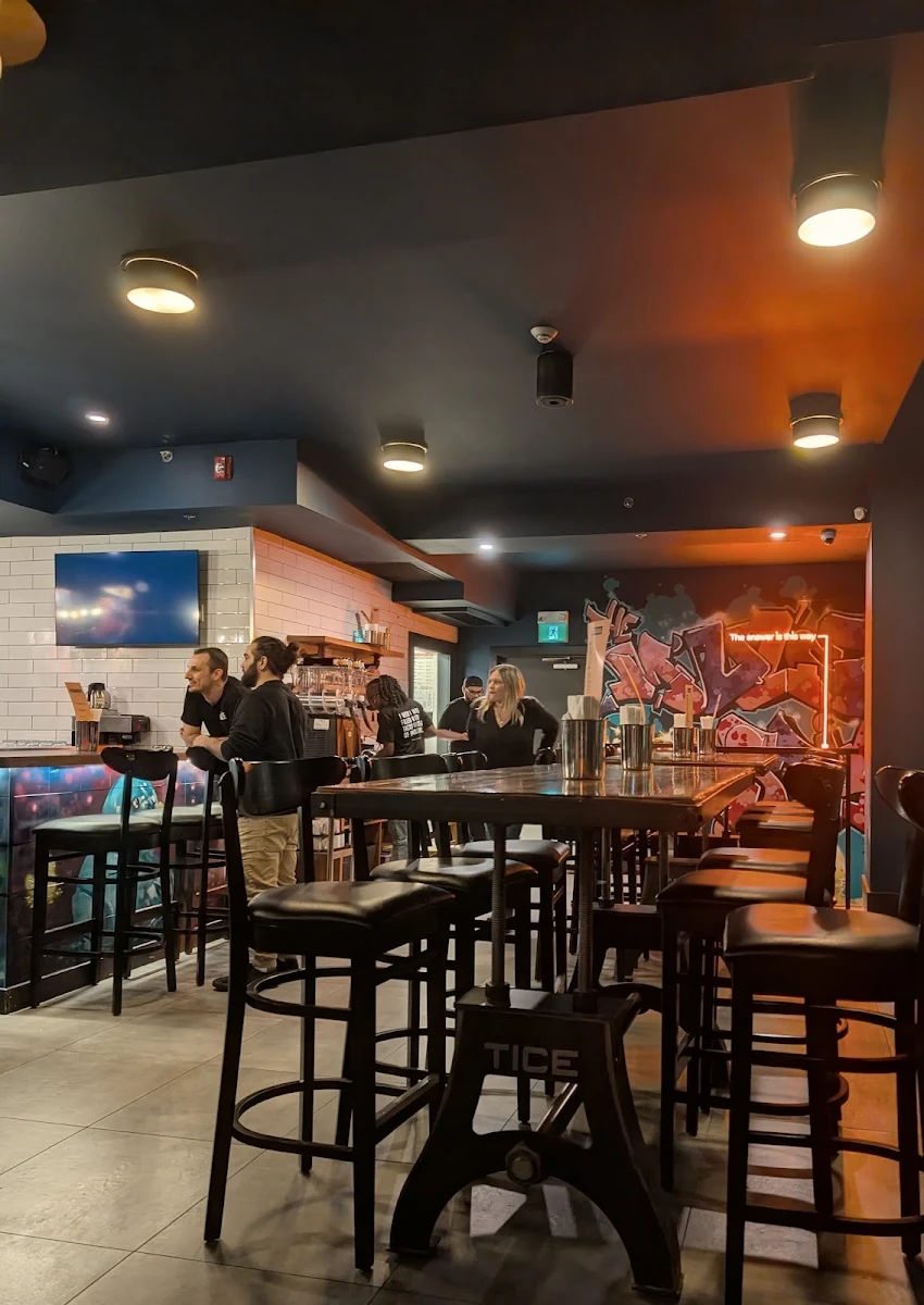 Vibe, The Mule St. Catharines
