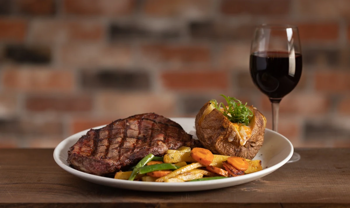 Food & drink, Paddy's Irish Brewpub & Rosie's Restaurant
