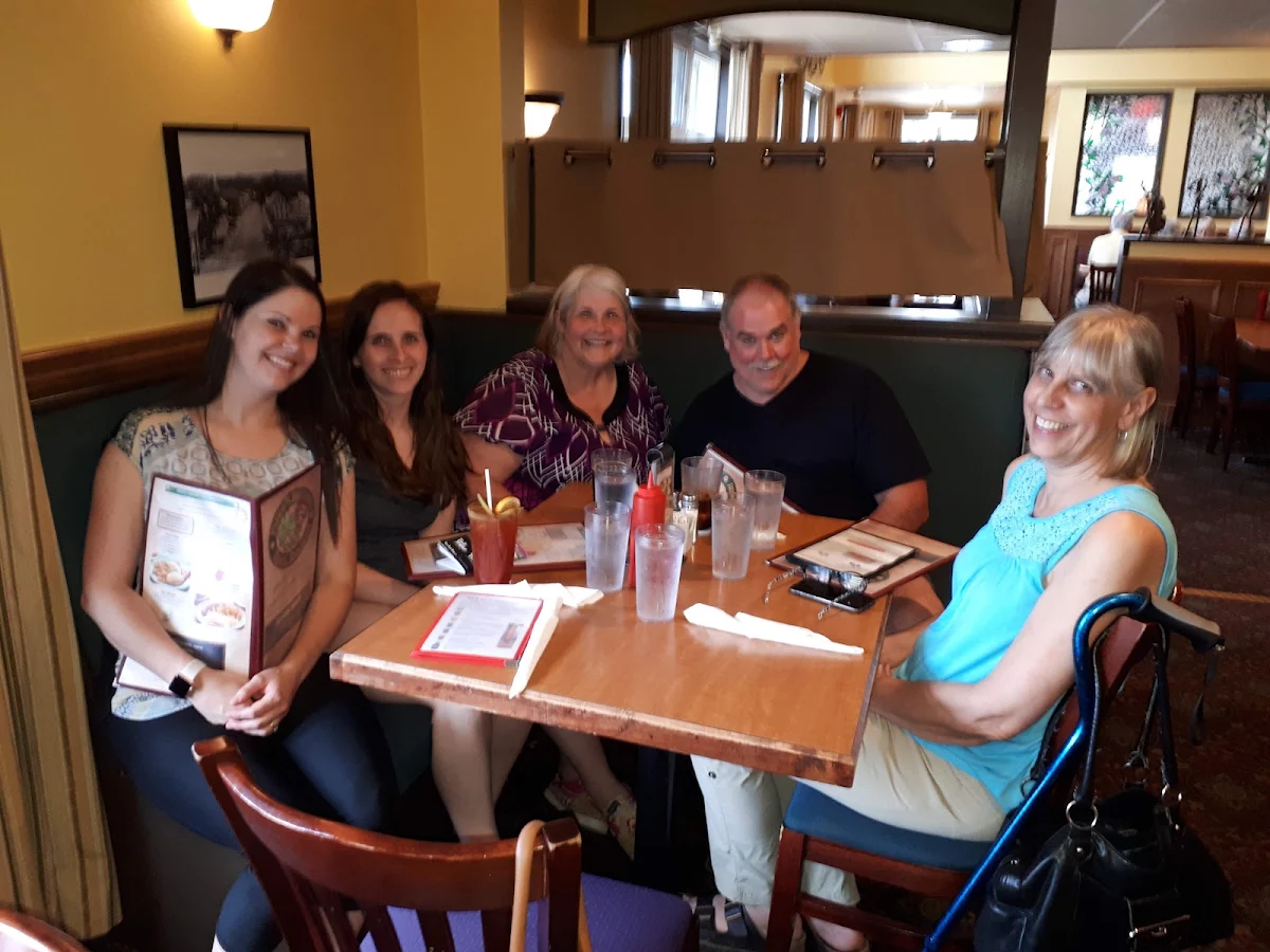 Vibe, Paddy's Irish Brewpub & Rosie's Restaurant