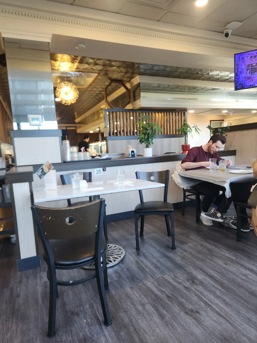 Vibe, Secret Garden Korean Buffet