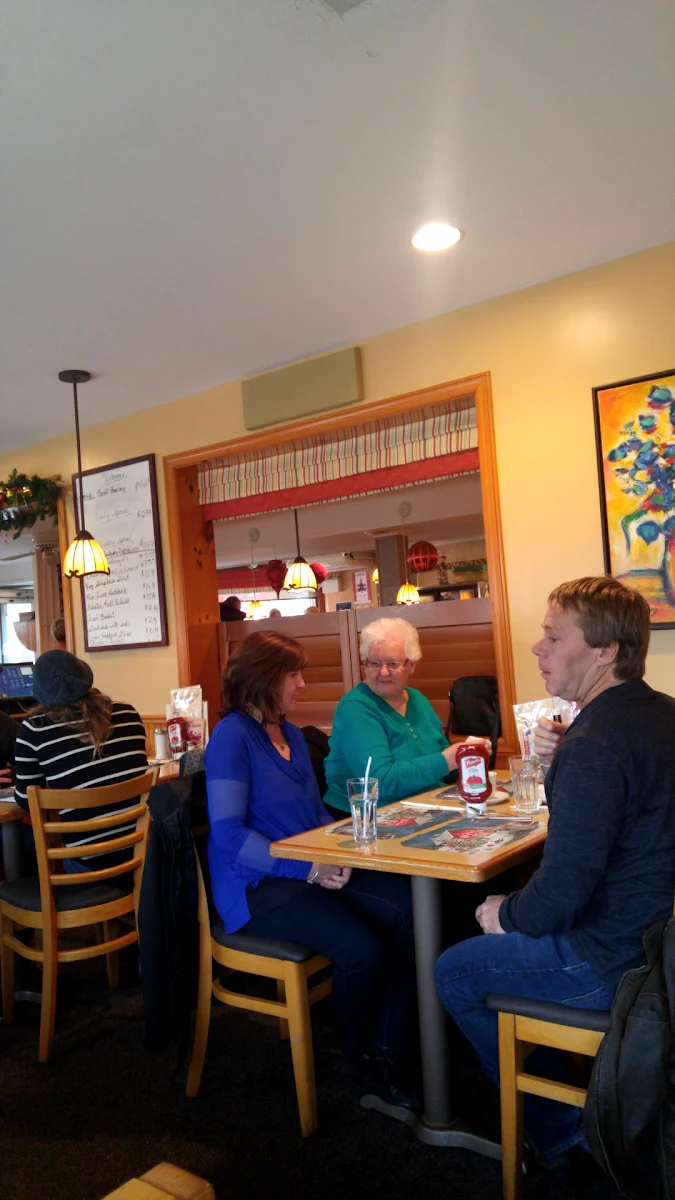 Vibe, Hynes Restaurant